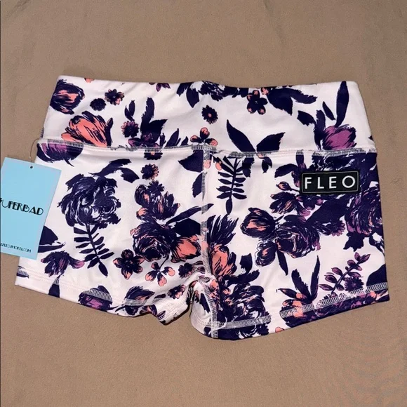 Fleo OG Shorts - Picture 2 of 2